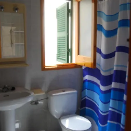 Es Pins Apartment Cala Blanca  Room photo